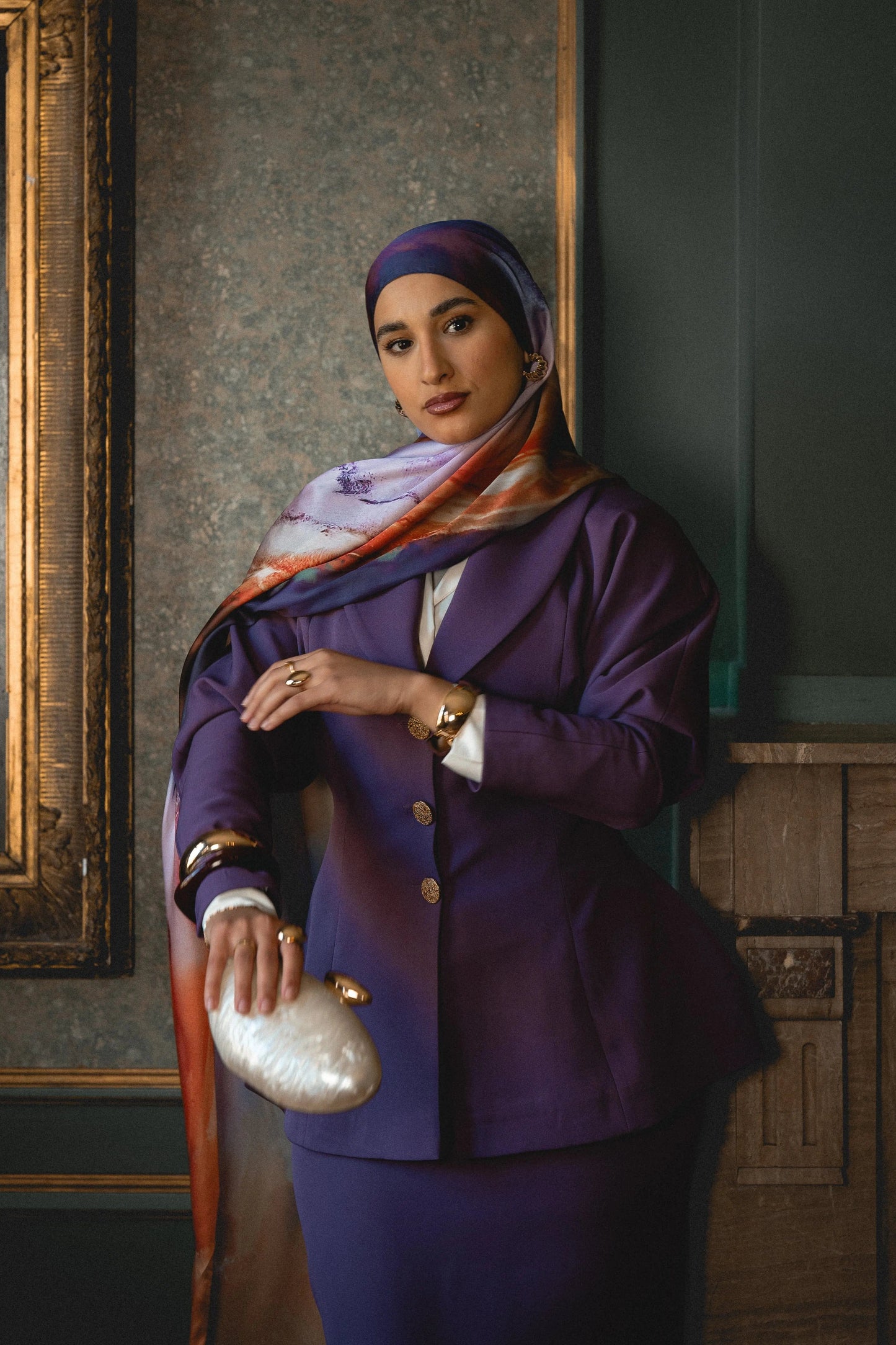 Elegant modest suit for professional women by Nus-suits